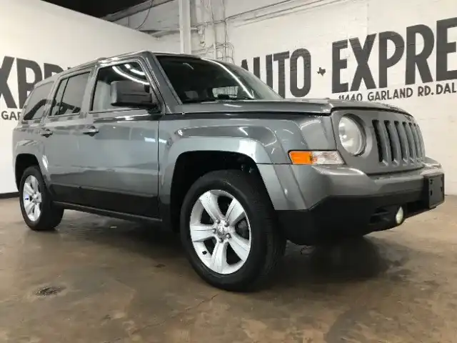 2014 Jeep Patriot Latitude's photo