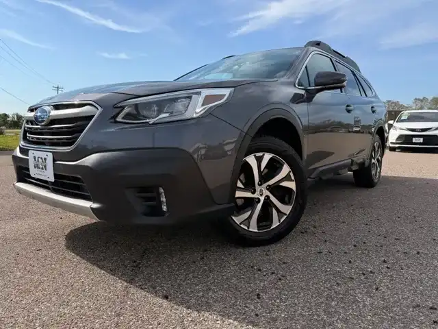 2022 Subaru Outback Limited's photo