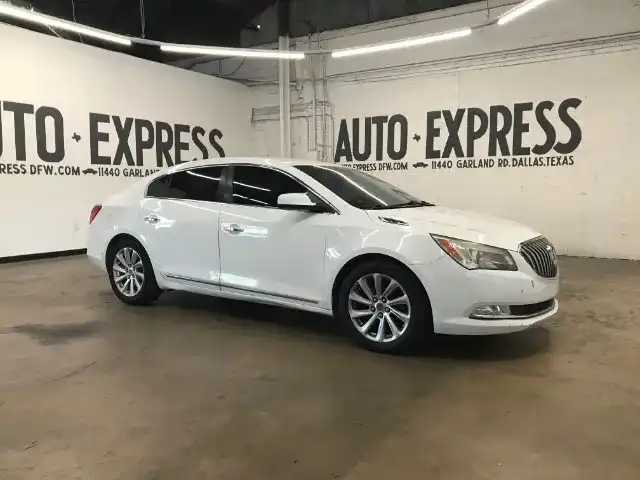 2014 Buick LaCrosse Base's photo