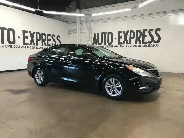 2013 Hyundai Sonata GLS I4 A/T PZEV's photo