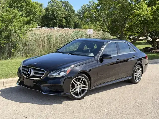 2016 Mercedes-Benz E-Class E350 Sport 4MATIC's photo