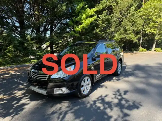 2012 Subaru Outback 3.6R Limited AT's photo