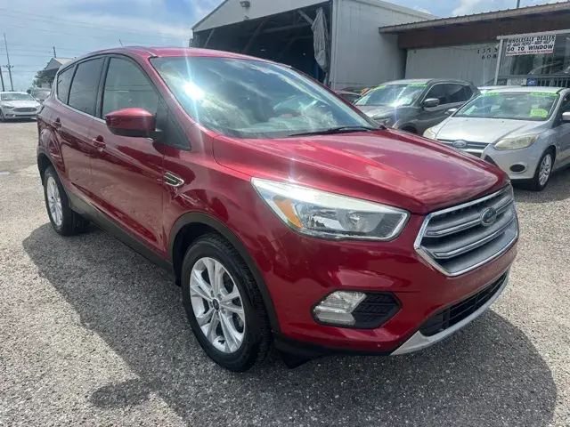 2017 Ford Escape SE photo 3