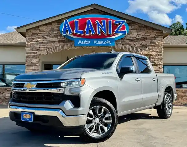 2023 Chevrolet Silverado 1500 LT Crew Cab Short Box's photo