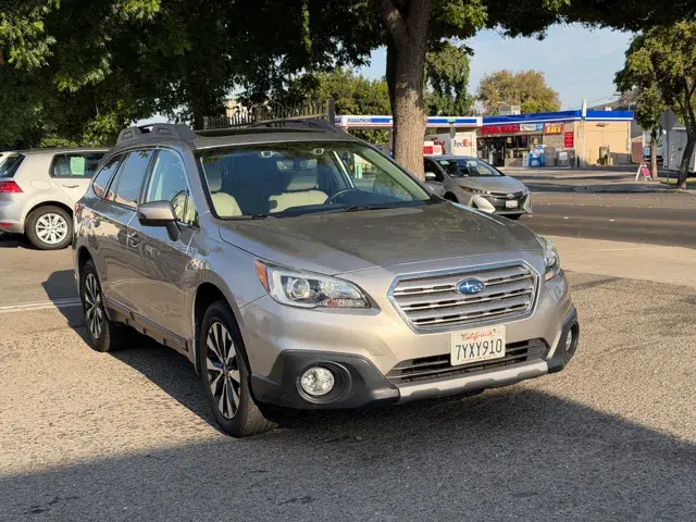 2017 Subaru Outback 2.5i Limited photo 5