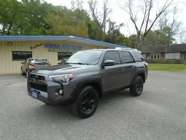 2016 Toyota 4Runner SR5 4x4 V6's photo
