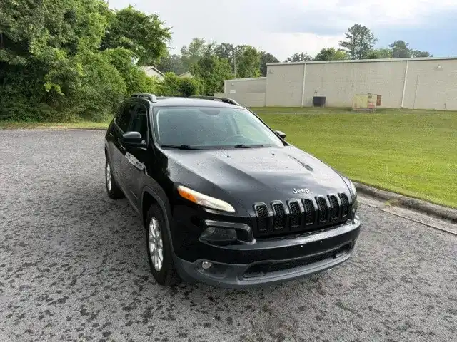 2015 Jeep Cherokee Latitude 4X4's photo