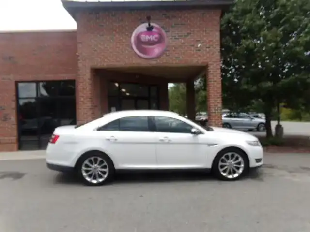 2014 Ford Taurus Limited FWD's photo