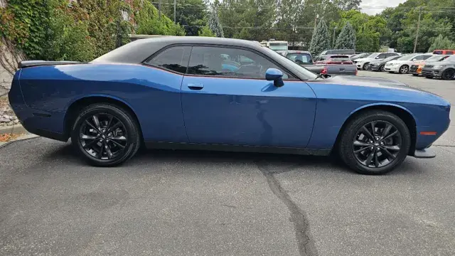 2020 Dodge Challenger GT Auto AWD photo 4