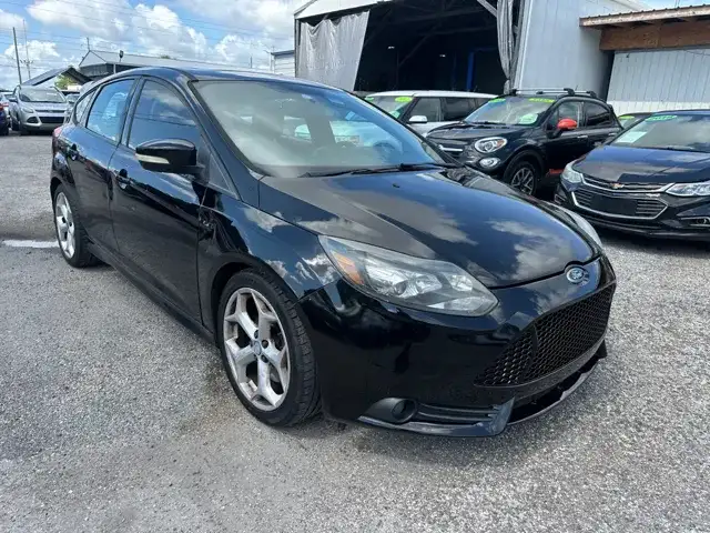 2013 Ford Focus 5 Door Hatch ST's photo