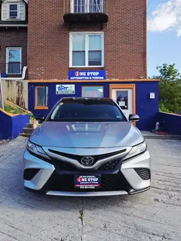 2019 Toyota Camry 2.5 Auto XSE's photo