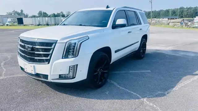 2019 Cadillac Escalade Premium Luxury AWD's photo