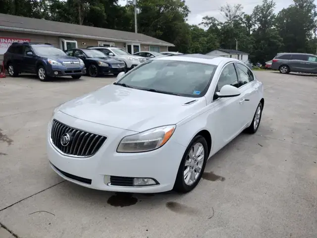 2012 Buick Regal Base photo 3