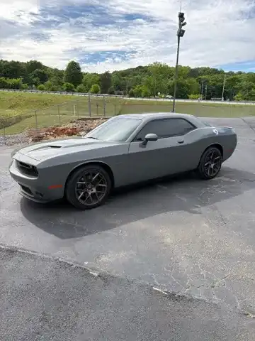 2017 Dodge Challenger R/T's photo
