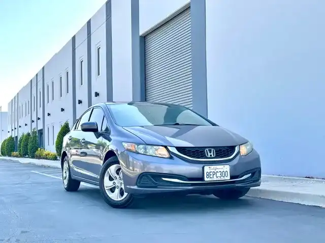 2014 Honda Civic LX's photo