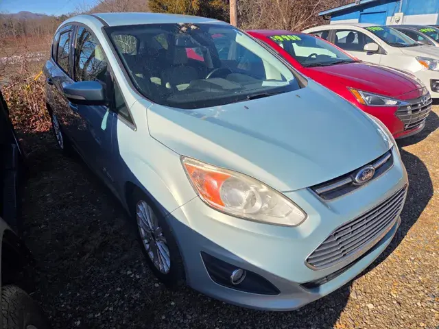 Vehicle Image 2