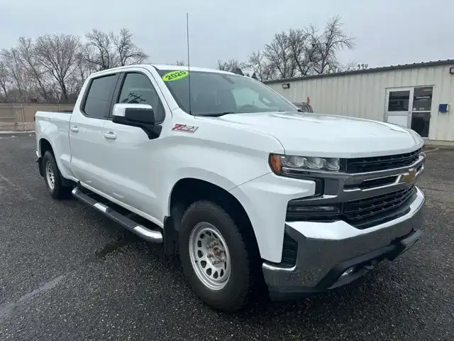 2020 Chevrolet Silverado 1500 LT 4WD Crew Cab Standard Box's photo