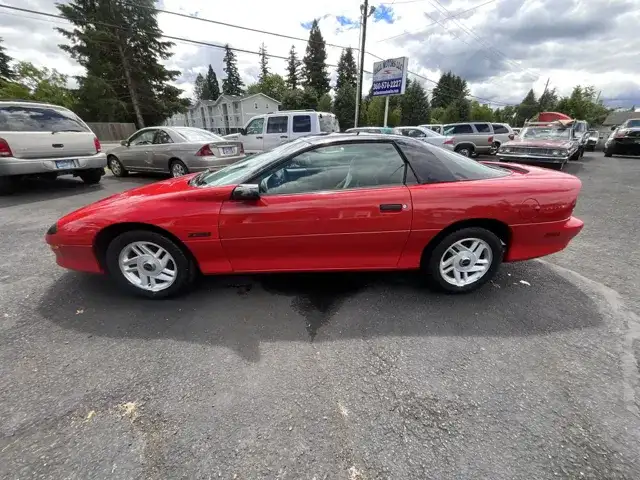 1993 Chevrolet Camaro's photo