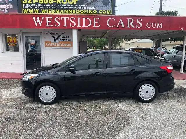 2014 Ford Focus Sedan SE's photo