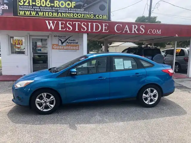 2014 Ford Focus Sedan SE's photo