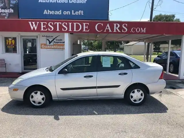 2002 Ford Focus LX Premium's photo