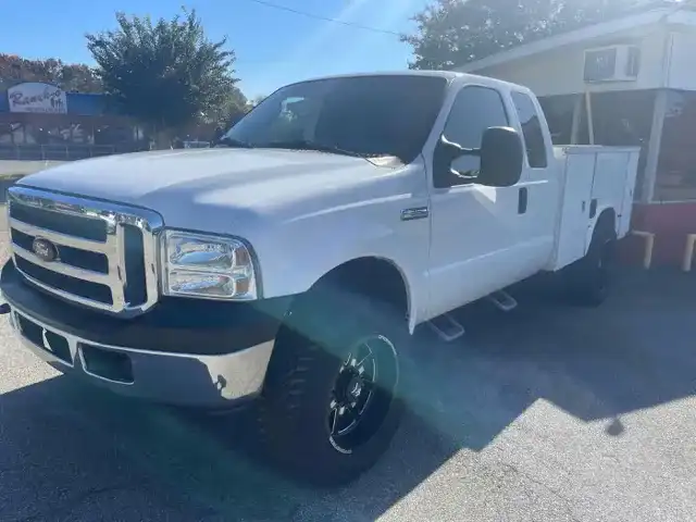 2006 Ford F-350 Lariat 4WD SuperCab SRW SWB's photo