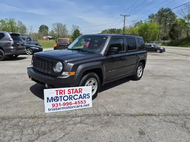 2016 Jeep Patriot Sport's photo