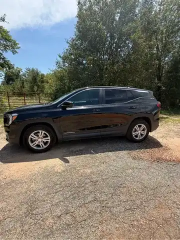 2024 GMC Terrain SLE FWD's photo
