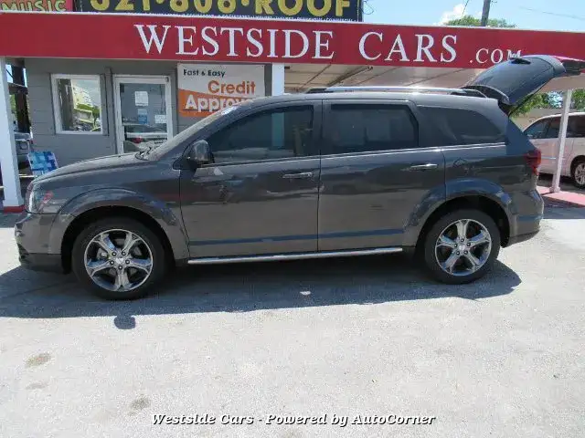 2016 Dodge Journey Crossroad FWD Plus's photo