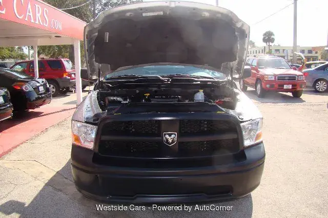 2012 RAM 1500 ST Regular Cab SWB photo 4