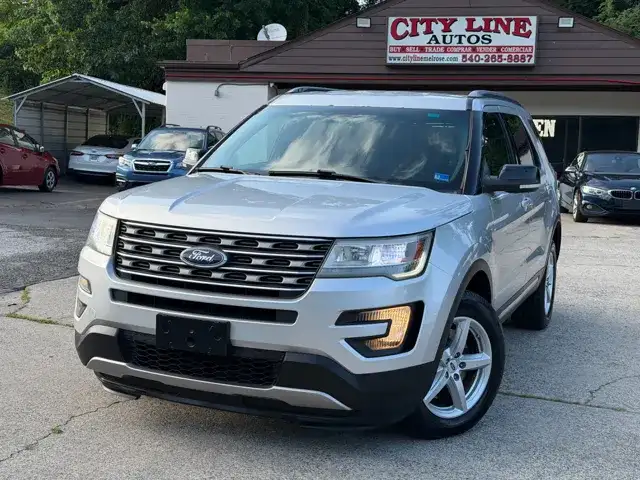 2016 Ford Explorer XLT 4WD's photo