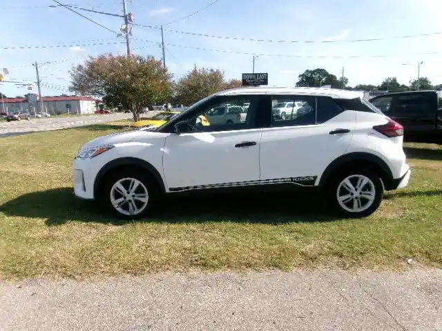 2021 Nissan Kicks 1.6 S's photo