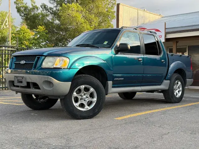 2001 Ford Explorer Base photo 5