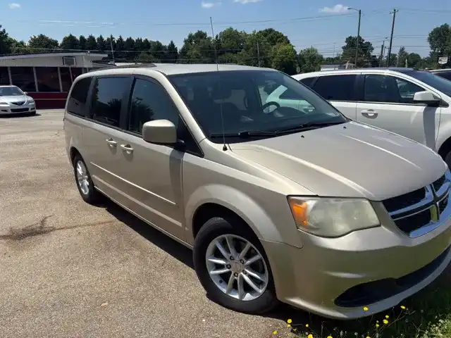 2014 Dodge Grand Caravan SXT's photo