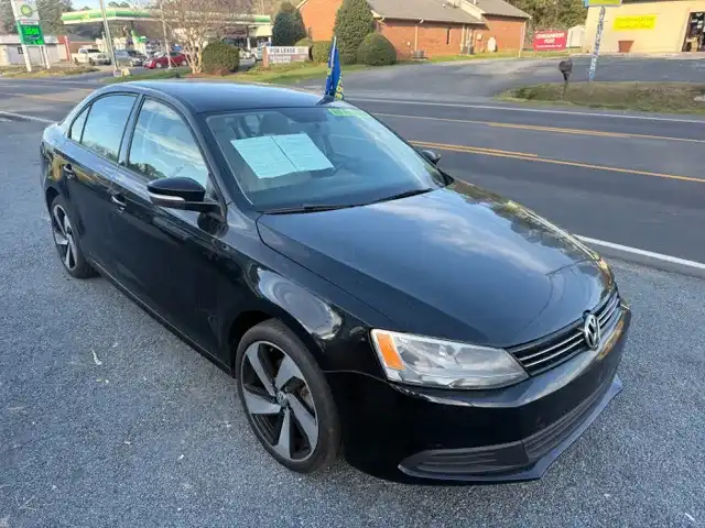 2011 Volkswagen Jetta TDI DSG's photo