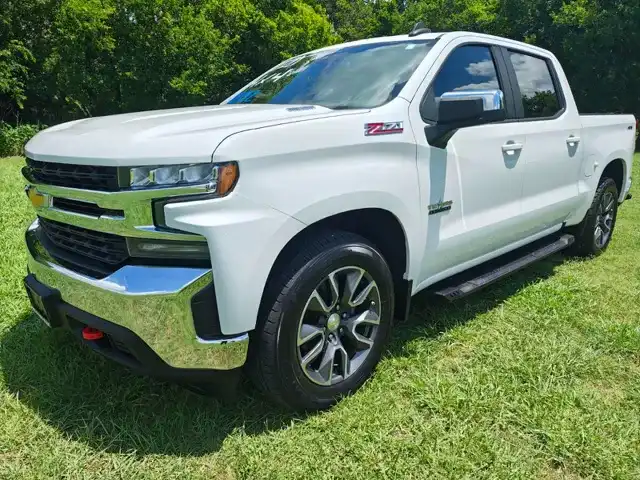 2020 Chevrolet Silverado 1500 LT 4X4 Crew Cab Short Box's photo