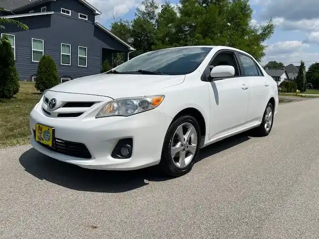 2011 Toyota Corolla LE AT's photo
