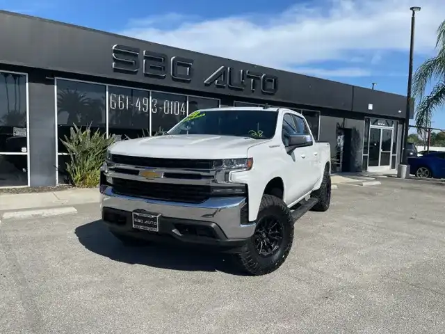 2021 Chevrolet Silverado 1500 LT 4X4 Crew Cab Standard Box's photo