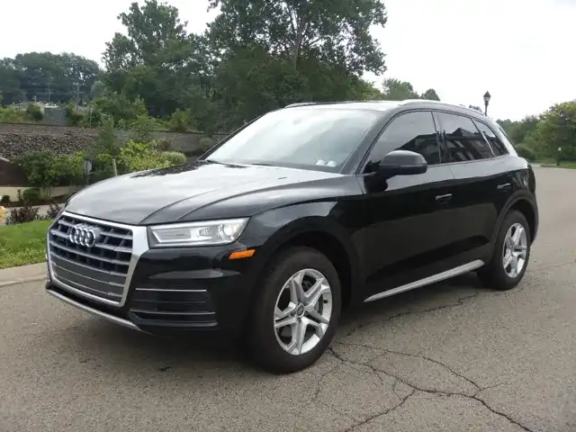 2018 Audi Q5 2.0T quattro S tronic Premium's photo