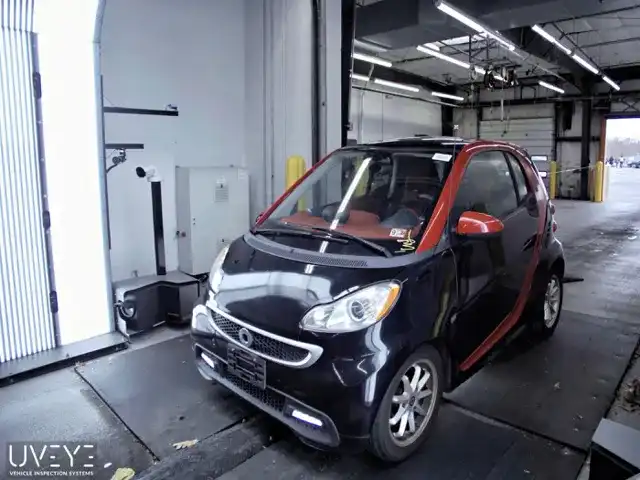 2015 smart fortwo pure's photo