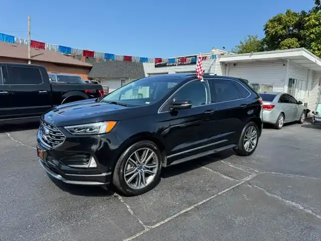 2019 Ford Edge Titanium AWD's photo
