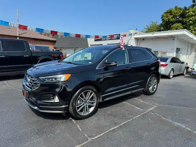 2019 Ford Edge Titanium AWD's photo