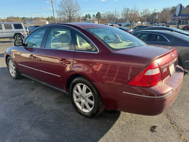 2005 Ford Five Hundred Limited photo 4
