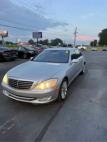2007 Mercedes-Benz S-Class S550's photo