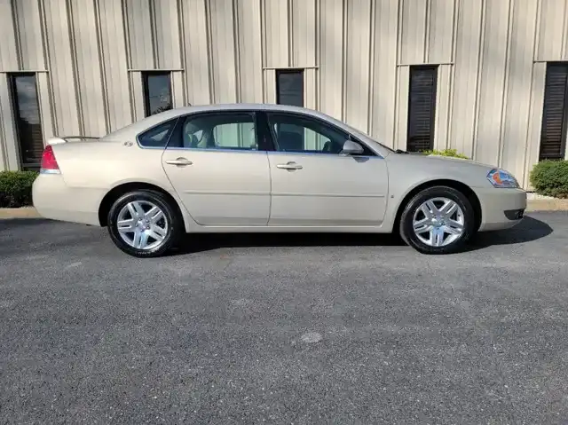 2008 Chevrolet Impala 2LT's photo