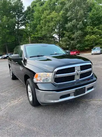 2019 RAM 1500 Classic SLT 4x4 Crew Cab 6'4's photo
