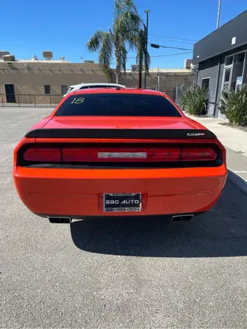 2009 Dodge Challenger SRT8 photo 5