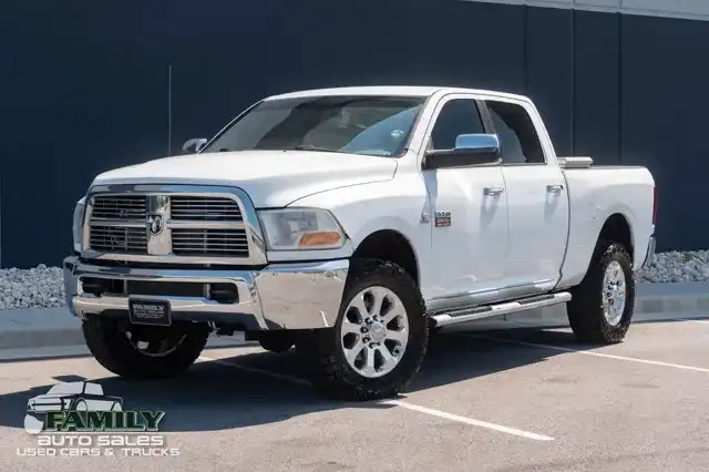 2010 RAM 2500 SLT 4X4 Crew Cab SWB's photo