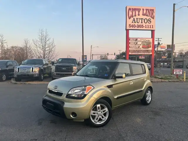 2010 Kia Soul ! 2.0L AT's photo