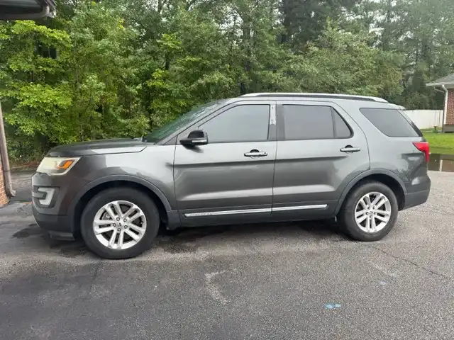 2016 Ford Explorer XLT FWD's photo